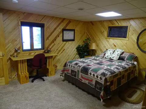 Bedroom - 13812 Ford, L'anse, MI 49946 photo 5 of 5