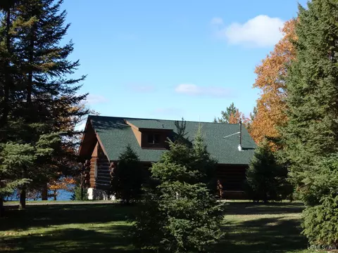 Exterior - 13812 Ford, L'anse, MI 49946 photo 3 of 6