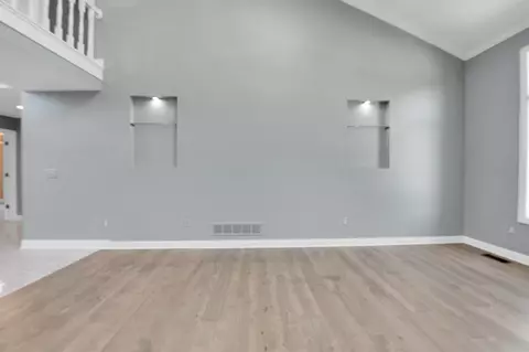 53164 Clarion, Macomb, MI 48042 photo 6