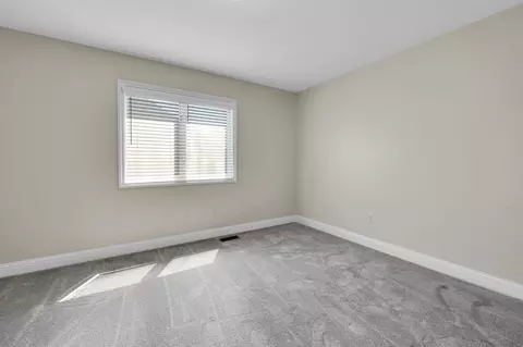 53164 Clarion, Macomb, MI 48042 photo 22