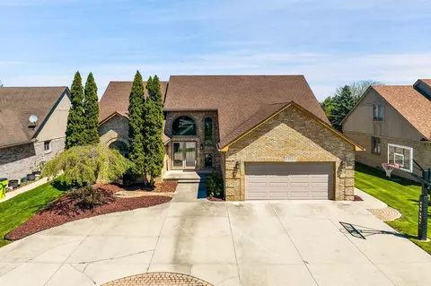 53164 Clarion, Macomb, MI 48042 photo 3