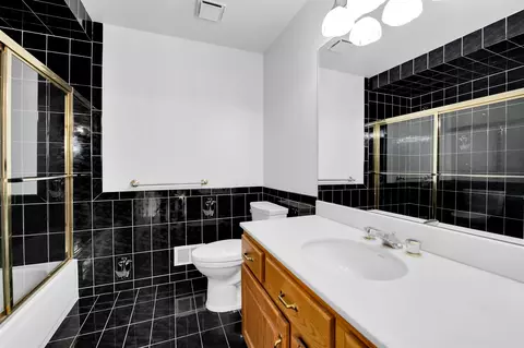 53164 Clarion, Macomb, MI 48042 photo 21