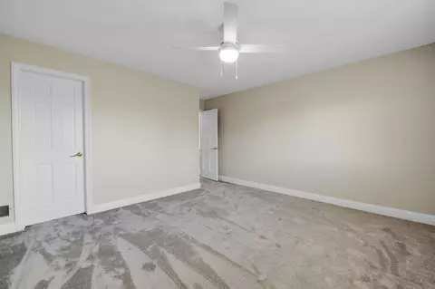 53164 Clarion, Macomb, MI 48042 photo 24