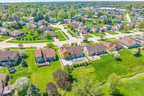 53164 Clarion, Macomb, MI 48042 photo 38