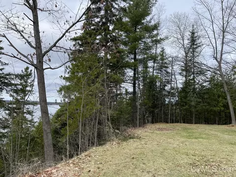 339 N Front, L'anse, MI 49946 photo 30