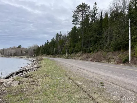339 N Front, L'anse, MI 49946 photo 38