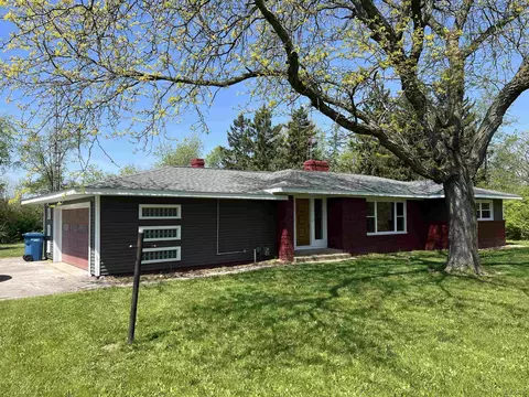 3418 S Adrian, Adrian, MI 49221
