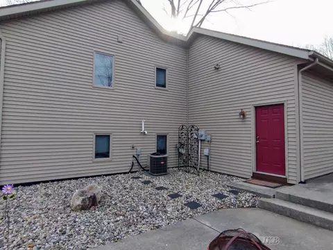 Exterior - 4599 Queens, Gladwin, MI 48624 photo 8 of 14