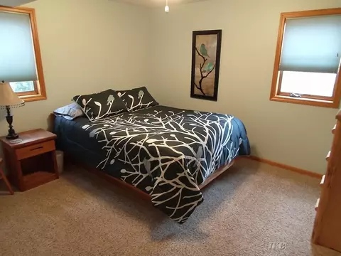 Bedroom - 4599 Queens, Gladwin, MI 48624 photo 5 of 6