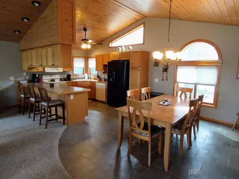 Dining - 4599 Queens, Gladwin, MI 48624 photo 1 of 2