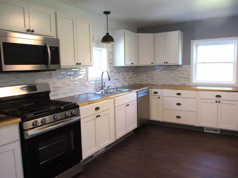 Kitchen - 205 High, Bancroft, MI 48414 photo 1 of 9