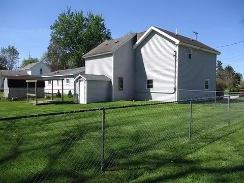 Exterior - 205 High, Bancroft, MI 48414 photo 4 of 12