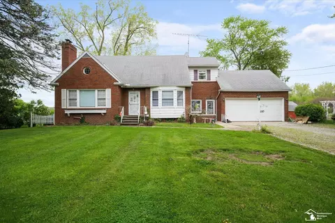 534 E Sterns, Temperance, MI 48182 photo 3