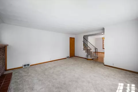 534 E Sterns, Temperance, MI 48182 photo 11
