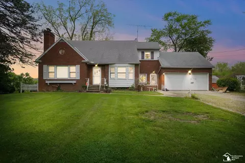 534 E Sterns, Temperance, MI 48182