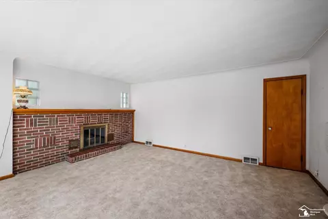 534 E Sterns, Temperance, MI 48182 photo 10