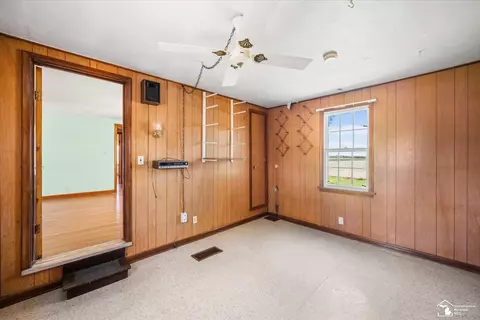 534 E Sterns, Temperance, MI 48182 photo 31