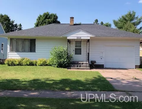 1003 E Pierce, Wakefield, MI 49968