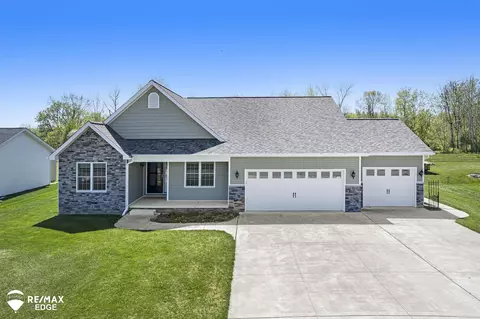 10196 Deere, Davison, MI 48423