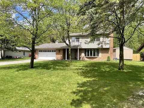 5878 Birchcrest, Saginaw, MI 48638