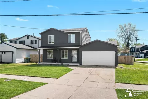 Exterior - 16183 Harrison, Romulus, MI 48174 photo 2 of 6