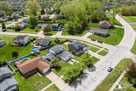 View/Area - 16183 Harrison, Romulus, MI 48174 photo 4 of 6