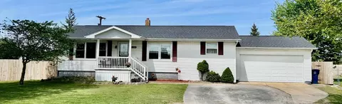 11758 W Brady, Chesaning, MI 48616