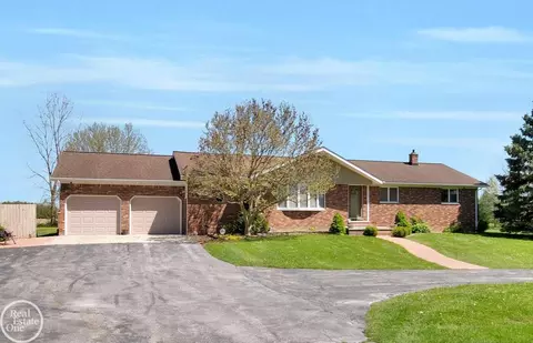 3055 Allington, East China, MI 48054