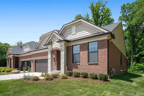 55834 Beacon Shr, Shelby Township, MI 48315
