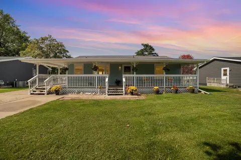 1301 N Gould, Owosso, MI 48867