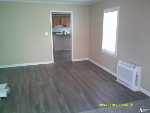 325 W Third, Monroe, MI 48161 photo 4