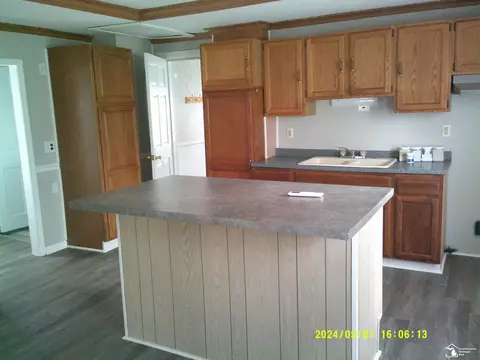 325 W Third, Monroe, MI 48161 photo 7