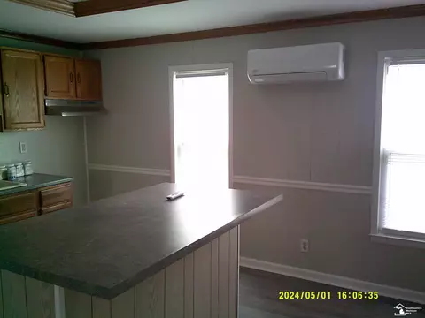 325 W Third, Monroe, MI 48161 photo 5