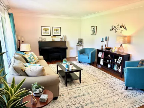 Living - 9601 Crabb, Temperance, MI 48182 photo 1 of 5