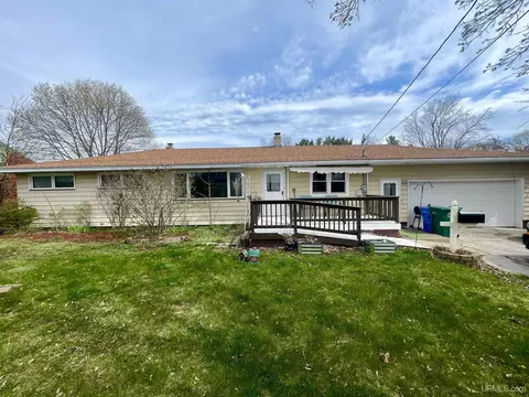 424 W W Rdg, Marquette, MI 49855