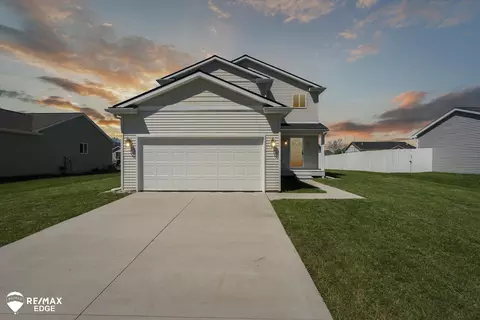 3128 Dahlia, Burton, MI 48519