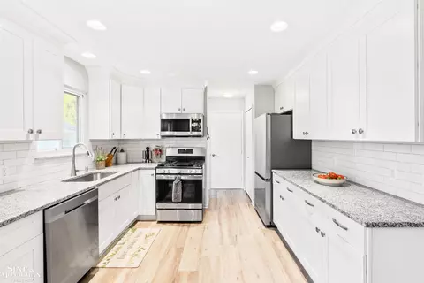 Kitchen - 8591 Marsh, Clay, MI 48001 photo 2 of 4