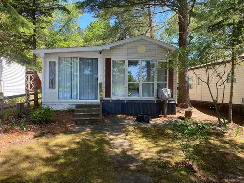2221 Grass Lk #29, Lake, MI 48632