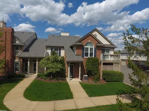 3603 Oakmonte, Rochester, MI 48306