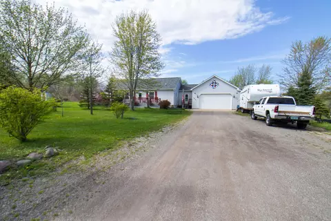 4916 Howell, Otter Lake, MI 48464
