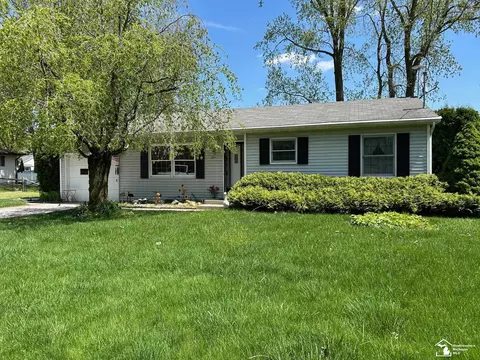 7330 Elmwood, Temperance, MI 48182