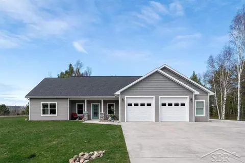 22022 Greenway, Chassell, MI 49916