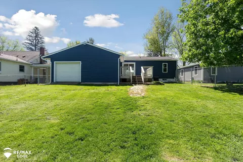 Exterior - 405 E Hl, Davison, MI 48423 photo 4 of 8