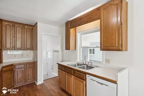Kitchen - 405 E Hl, Davison, MI 48423 photo 1 of 4