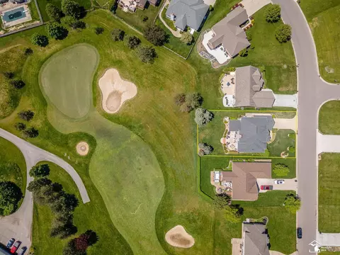 View/Area - 779 Saint James Park, Monroe, MI 48161 photo 3 of 7