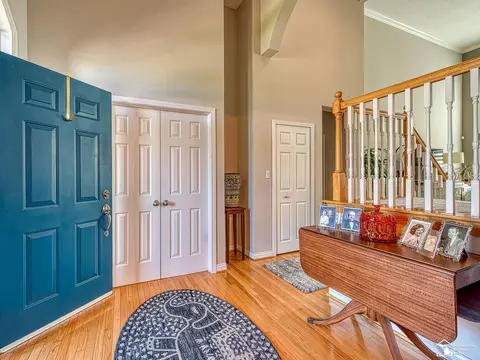 Entry Way - 779 Saint James Park, Monroe, MI 48161 photo 2 of 9