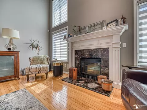 Living - 779 Saint James Park, Monroe, MI 48161 photo 3 of 6