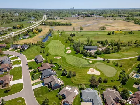 View/Area - 779 Saint James Park, Monroe, MI 48161 photo 2 of 7