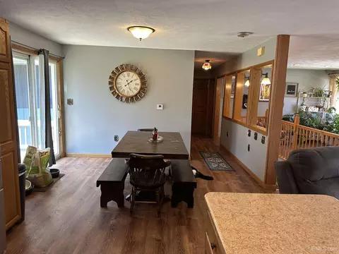 Entry Way - 6 Birch, Ishpeming, MI 49849 photo 3 of 8