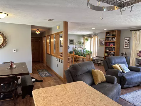 Entry Way - 6 Birch, Ishpeming, MI 49849 photo 2 of 8
